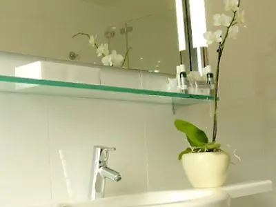 The New Midi Hotel Genève