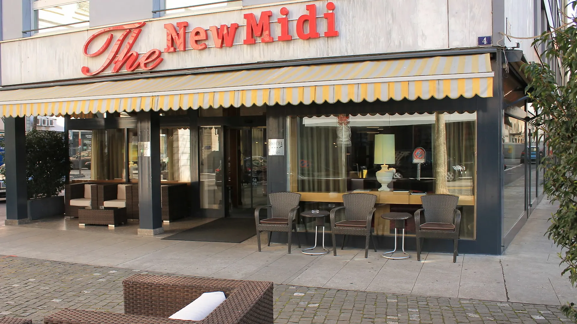 Hotel The New Midi Ginebra 4*,
